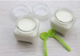 Natürlicher Joghurt